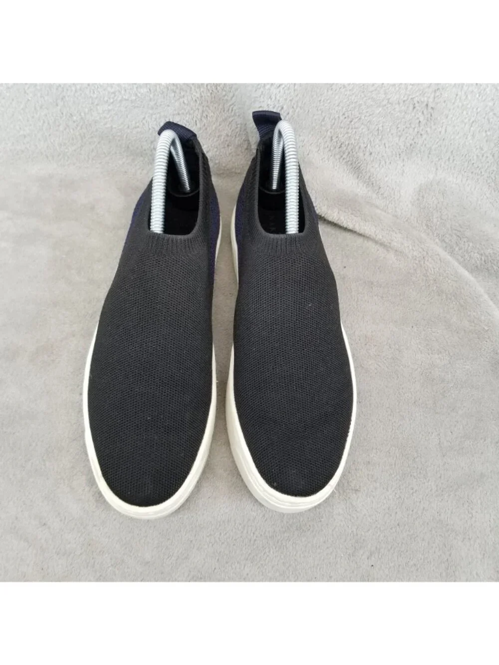 Naked Feet Shoes Womens Size 8 Adapt Black Blue Knit Slip On Sneakers *Read*